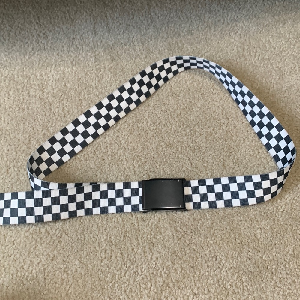 Checkered belt